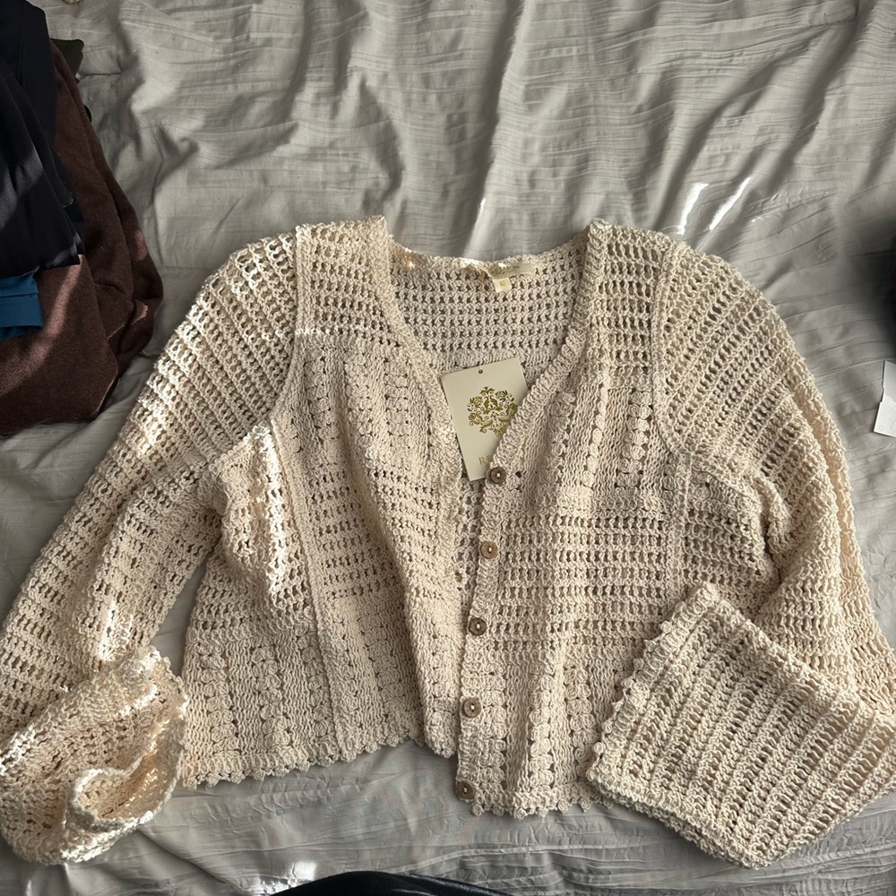 Rebellion Cream Crochet Button-Front Cropped Cardigan